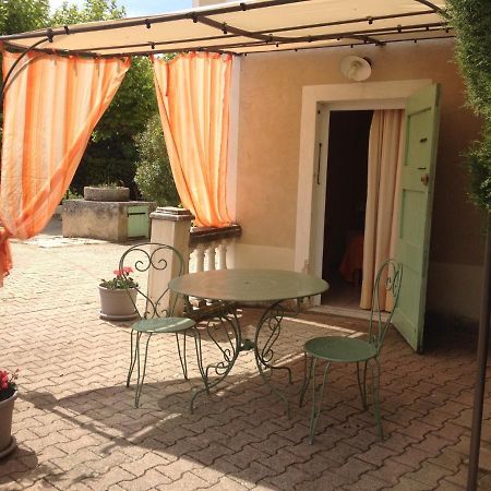 Mas La Cigaliere Bed and Breakfast Venasque Buitenkant foto
