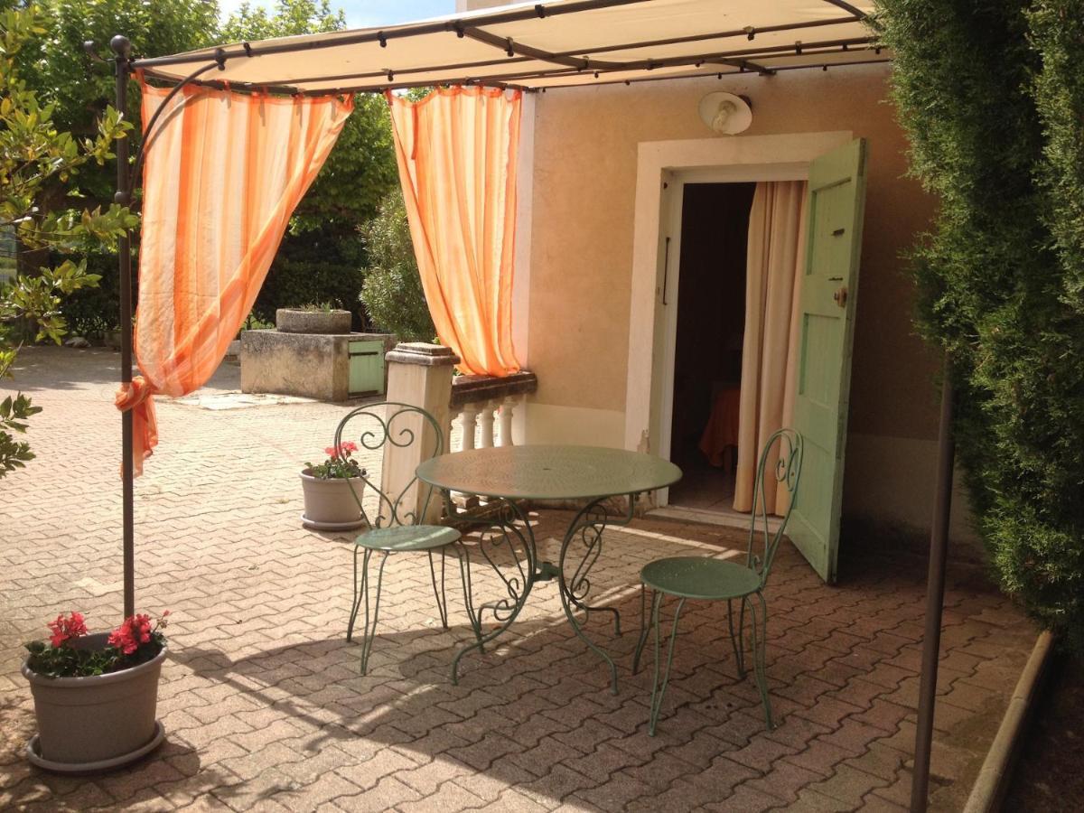 Mas La Cigaliere Bed and Breakfast Venasque Buitenkant foto