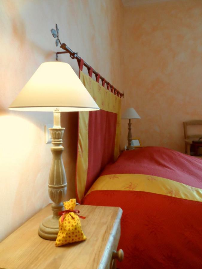 Mas La Cigaliere Bed and Breakfast Venasque Buitenkant foto