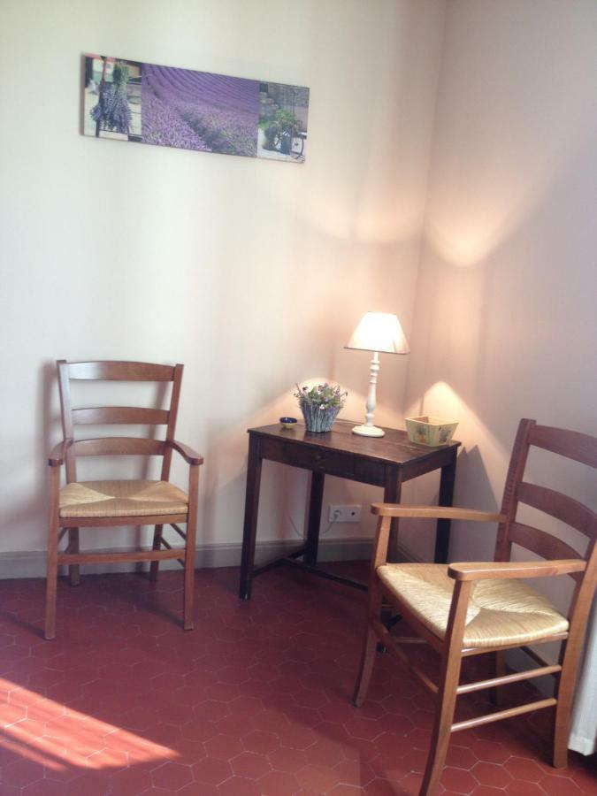 Mas La Cigaliere Bed and Breakfast Venasque Buitenkant foto