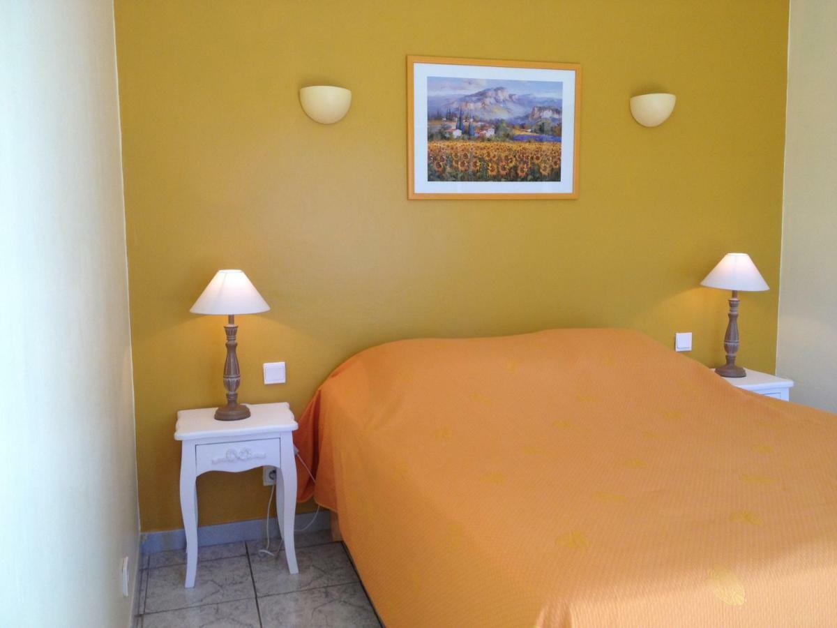 Mas La Cigaliere Bed and Breakfast Venasque Buitenkant foto